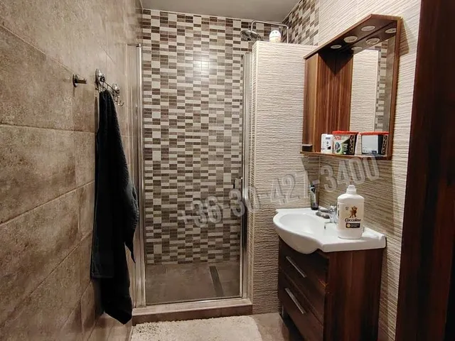 Eladó lakás Dunaújváros, Belváros 60 nm