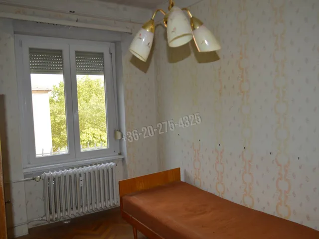 Eladó lakás Dunaújváros, Technikum városrész, Csokonai Vitéz Mihály tér 49 nm
