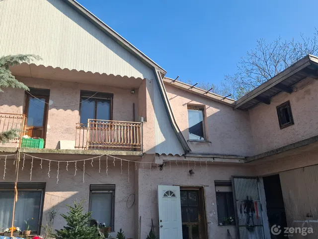 Eladó ház Mogyorósbánya 131 nm