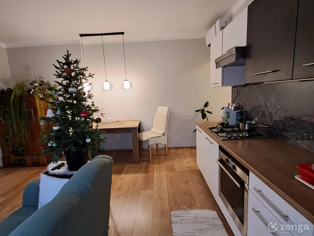 Eladó lakás Komló, Kökönyös 51 nm