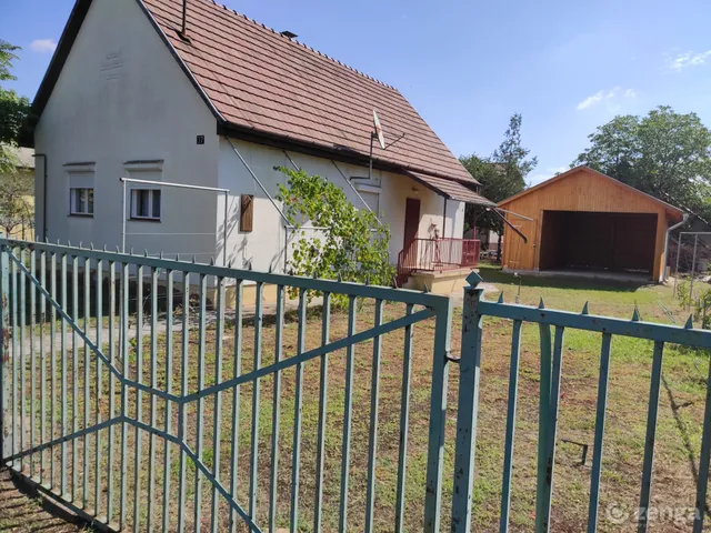 Eladó ház Cserkeszőlő 74 nm