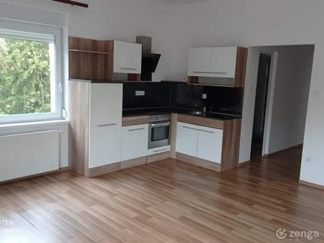 Kiadó lakás Aszód, Belváros 50 nm