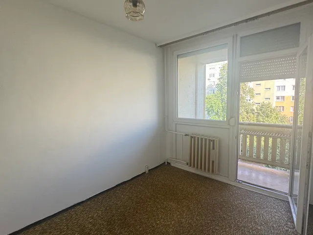Eladó lakás Szeged, Tarján 47 nm