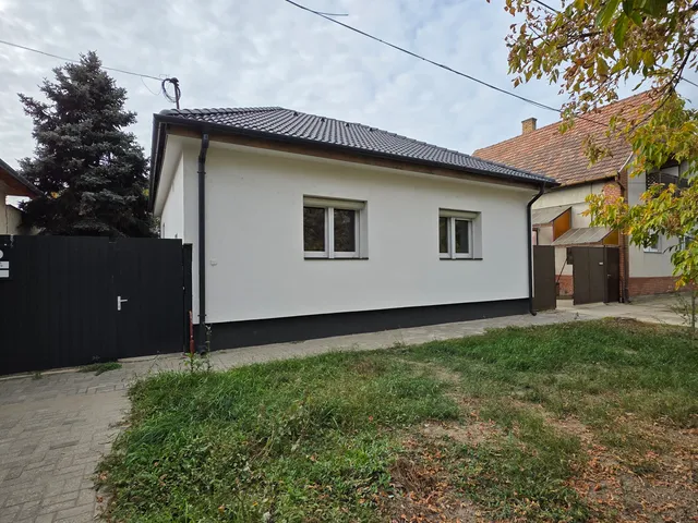 Eladó ház Szeged 80 nm