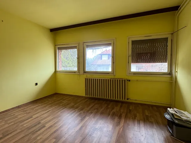 Eladó ház Szeged, Újszeged 450 nm