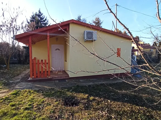 Eladó üdülő és hétvégi ház Szolnok, Alcsisziget 32 nm