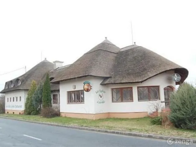 Eladó ház Fertőszentmiklós 940 nm