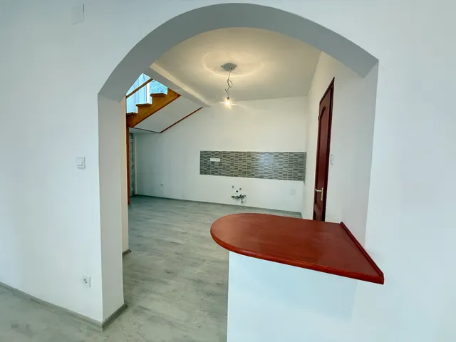 Eladó lakás Budapest XIX. kerület 92 nm