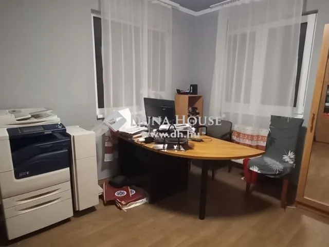 Eladó ház Etyek 218 nm