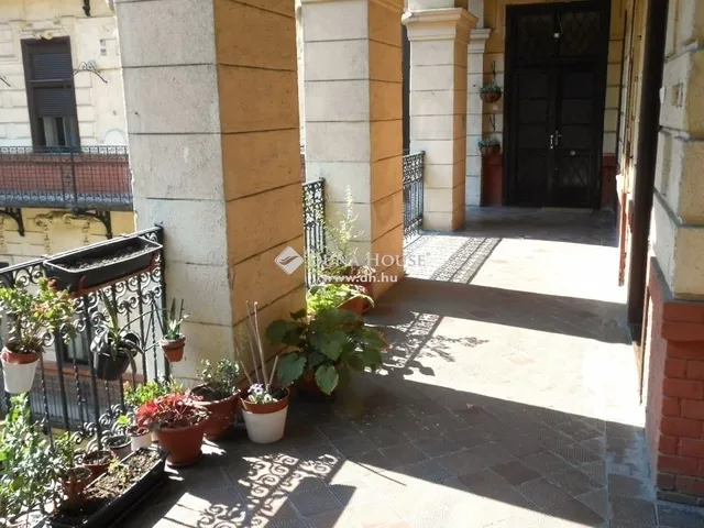 Eladó lakás Budapest VIII. kerület 108 nm