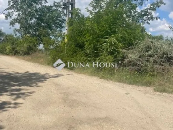 Eladó telek Szigetszentmiklós 343 nm