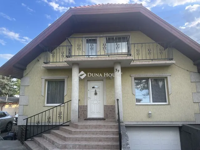 Eladó ház Érd 255 nm