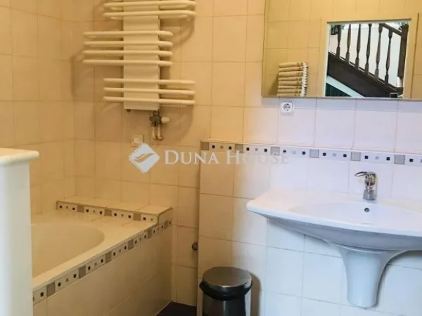 Eladó ház Törökbálint 168 nm