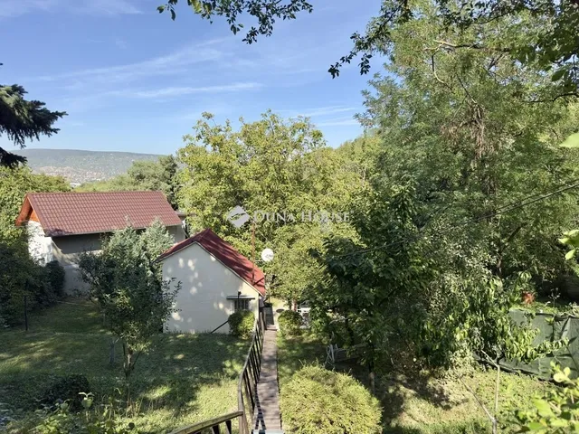 Eladó telek Törökbálint 834 nm