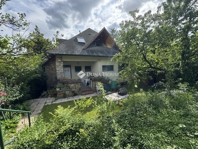 Eladó ház Budakeszi 370 nm