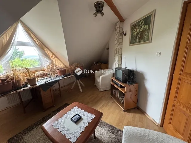 Eladó ház Budakeszi 370 nm