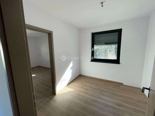 Eladó üdülő és hétvégi ház Budapest XI. kerület 100 nm