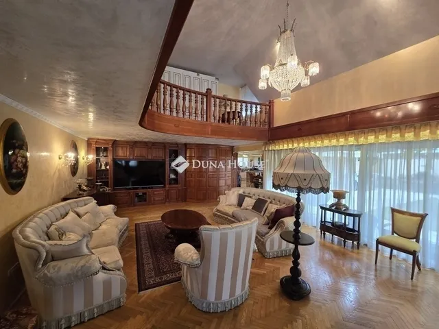 Eladó ház Budaörs 341 nm