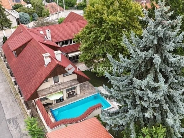 Eladó ház Budaörs 341 nm