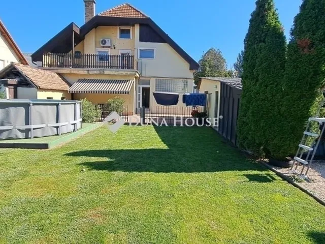 Eladó ház Budaörs 196 nm