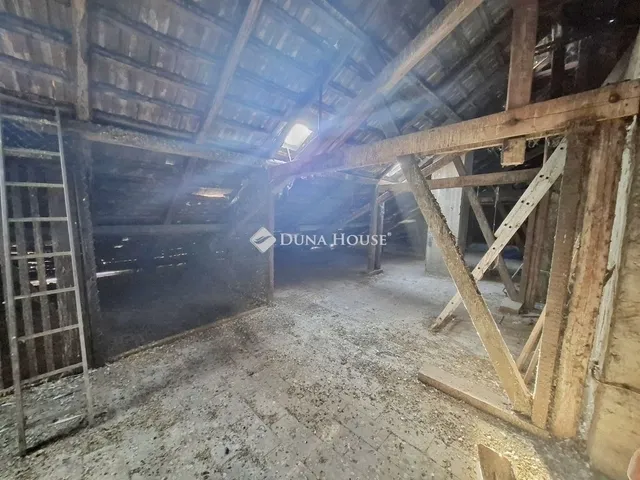 Eladó lakás Budapest XI. kerület 176 nm