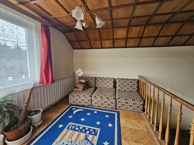 Eladó ház Diósd 233 nm