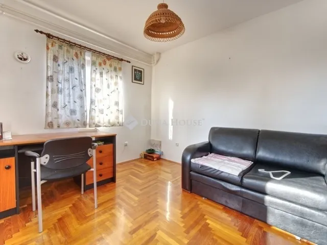 Eladó ház Budakeszi 270 nm