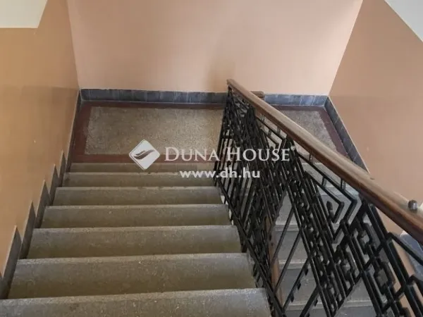 Eladó lakás Budapest II. kerület 409 nm