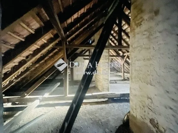 Eladó lakás Budapest II. kerület 409 nm