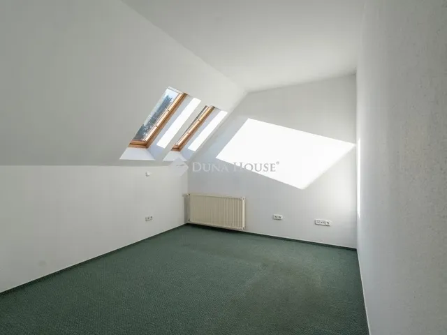 Eladó ház Budaörs 427 nm