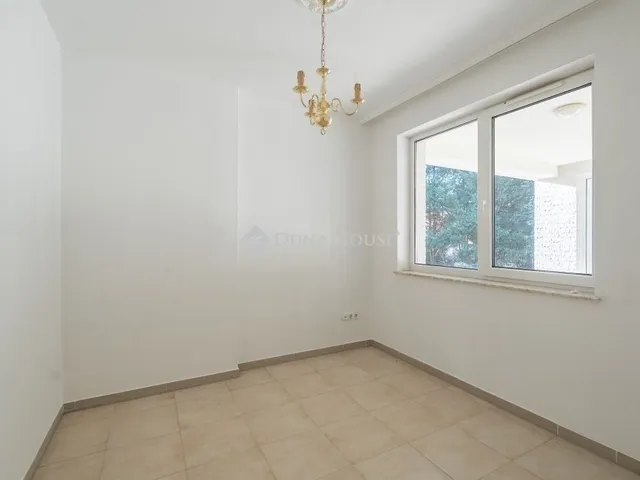 Eladó ház Budaörs 427 nm