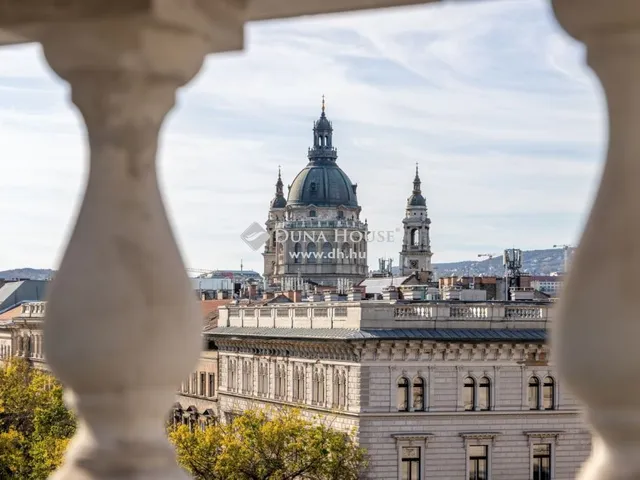 Eladó lakás Budapest VI. kerület 300 nm