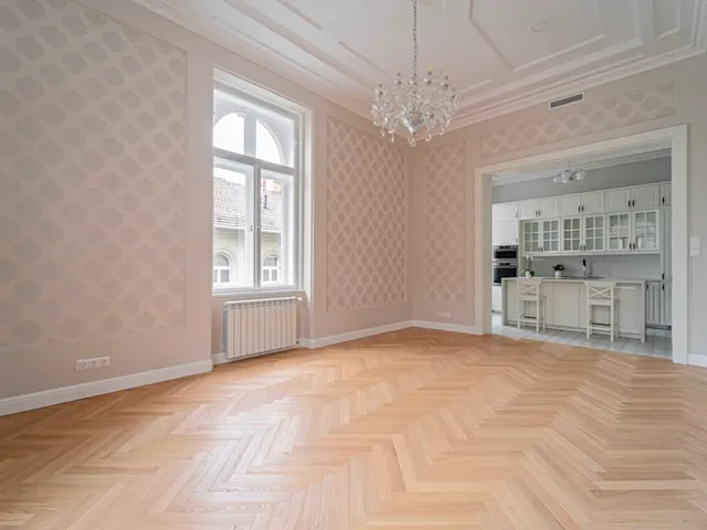 Eladó lakás Budapest VI. kerület, Diplomatanegyed, Andrássy út 85 nm