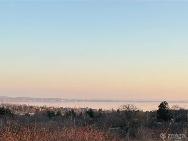 Eladó telek Balatonkenese 3471 nm