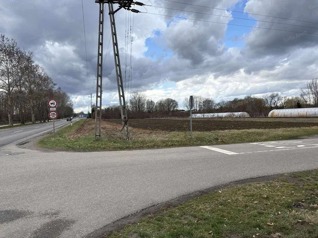 Eladó telek Apagy 6439 nm