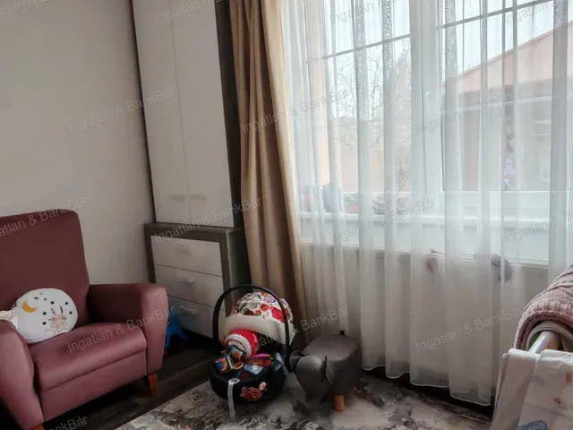 Eladó lakás Nyíregyháza, Oros 180 nm