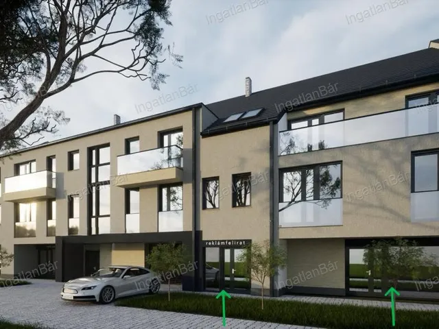 Eladó kereskedelmi és ipari ingatlan Nyíregyháza, Belváros 21 nm