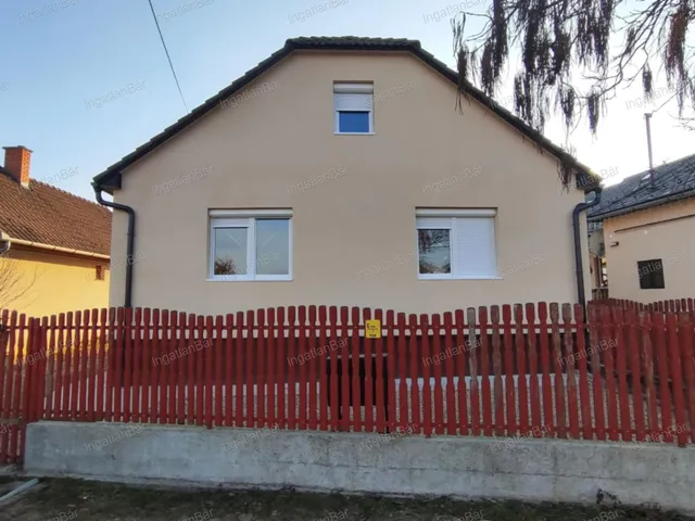 Eladó ház Jánd 68 nm