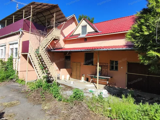 Eladó ház Nyírkáta 206 nm