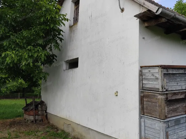 Eladó kereskedelmi és ipari ingatlan Mánd 70 nm