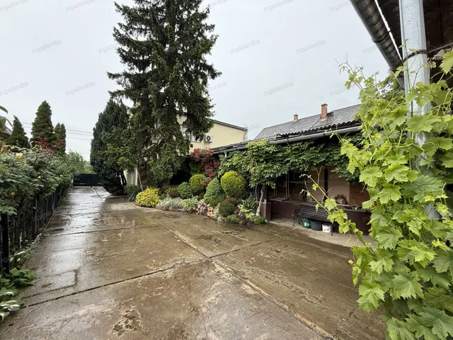 Eladó lakás Nyírmada 130 nm