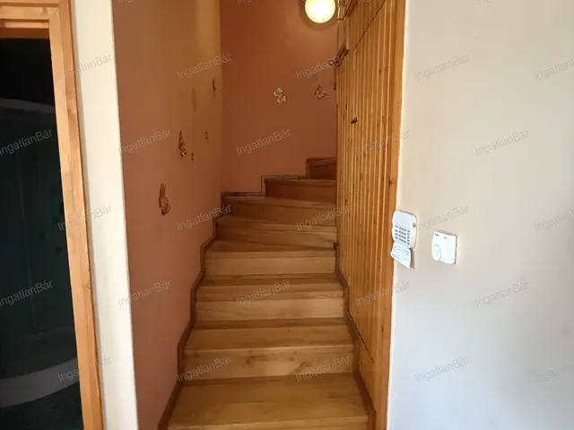 Eladó lakás Debrecen, vámospércsi út 118 nm