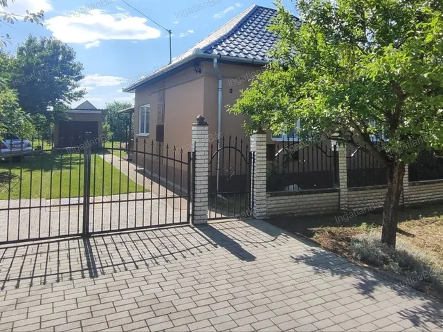 Eladó ház Nyírcsaholy 82 nm