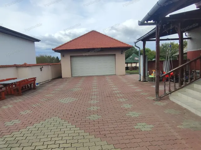 Eladó ház Nyírcsaholy 145 nm
