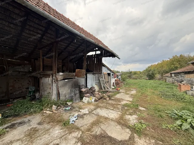 Eladó ház Nábrád 126 nm