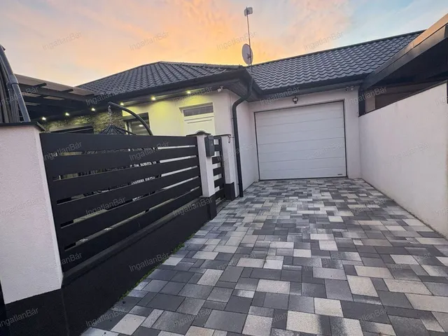 Eladó ház Nyíregyháza, Oros 86 nm