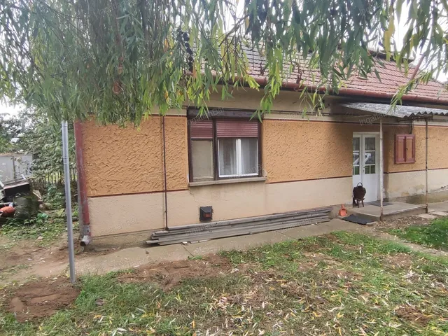 Eladó ház Papos 68 nm