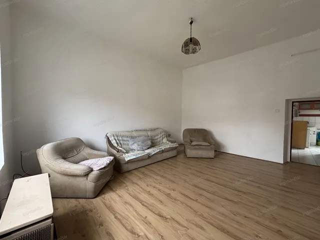 Eladó lakás Kisvárda 78 nm