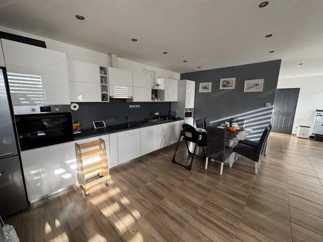 Eladó ház Nyíregyháza, Borbánya 91 nm