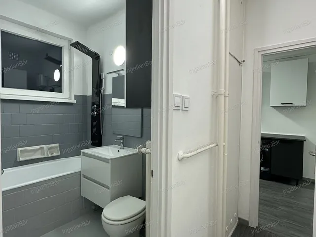 Eladó lakás Kazincbarcika, Belváros 59 nm